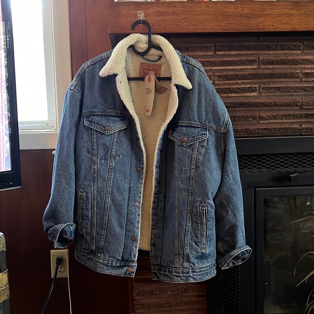 Levi’s Baggy Trucker Jacket